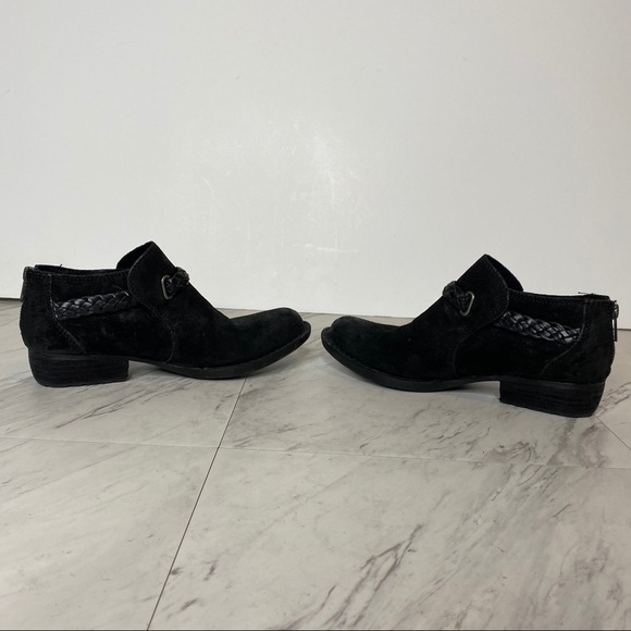 Born Sylvia Distressed Leather Black Bootie 7M - Picture 5 of 14